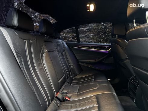 BMW 5 серия 2019 черный - фото 18