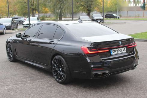 BMW 7 серия 2015 - фото 12