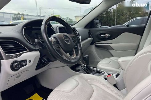 Jeep Cherokee 2018 - фото 22