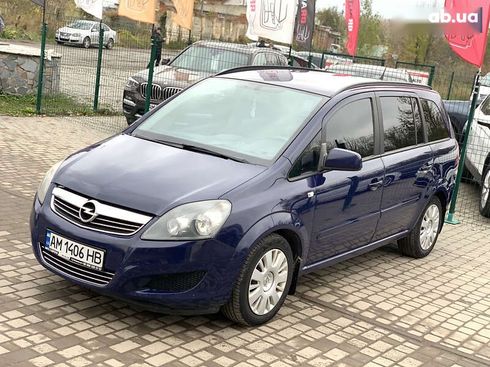 Opel Zafira 2011 - фото 3