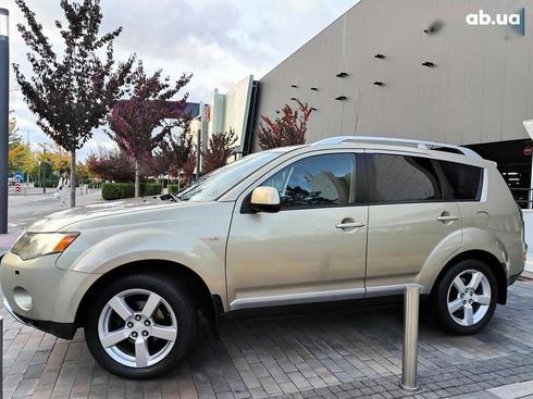Mitsubishi Outlander XL 2007 - фото 7