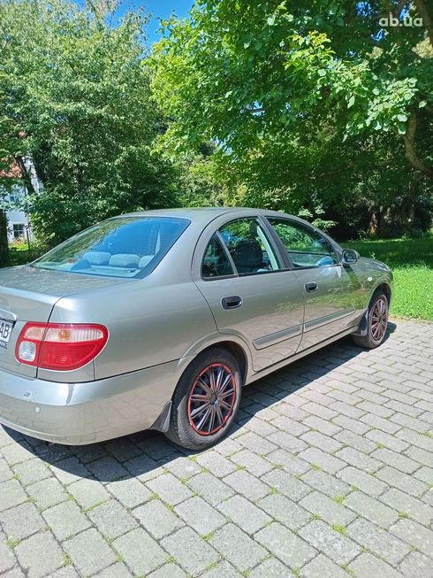 Nissan Almera 2005 серый - фото 6