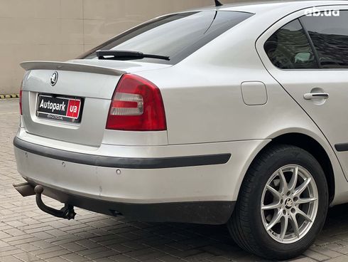 Skoda Octavia 2005 серый - фото 7