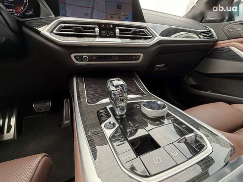 BMW X7 2022 - фото 28