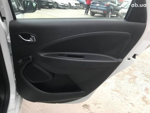 Renault Zoe 2020 белый - фото 11