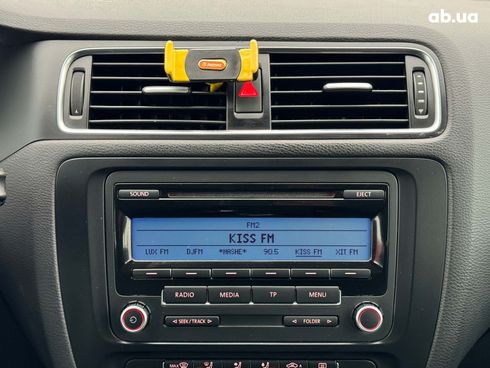 Volkswagen Jetta 2011 черный - фото 29