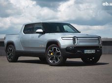 Продаж вживаних Rivian в Київській області - купити на Автобазарі