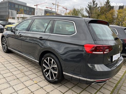 Volkswagen Passat 2022 - фото 22