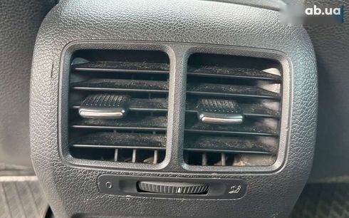 Volkswagen Golf 2010 - фото 18