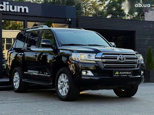 Toyota Land Cruiser 2020 - фото 3