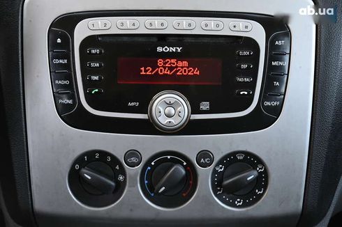 Ford Focus 2009 - фото 20