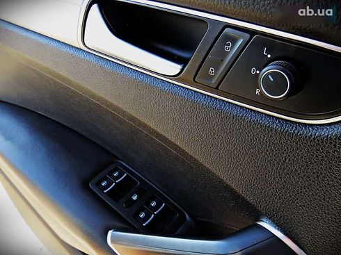 Volkswagen Passat 2015 - фото 7