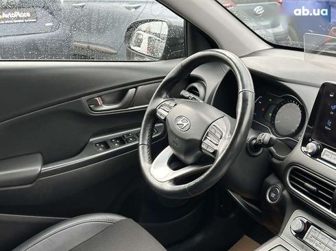 Hyundai Kona Electric 2020 - фото 27