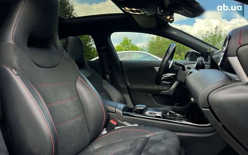 Mercedes-Benz CLA-Класс 2019 - фото 11