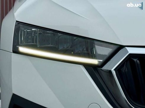 Skoda Octavia 2021 - фото 7