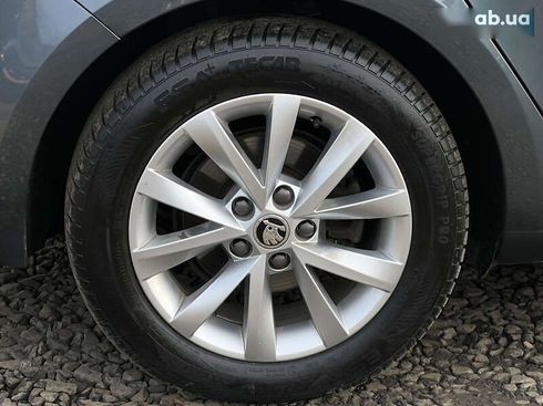 Skoda Octavia 2019 - фото 22