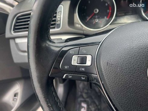 Volkswagen Passat 2017 - фото 23