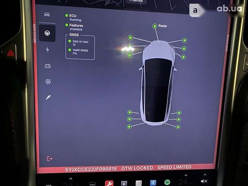Tesla Model X 2018 - фото 12