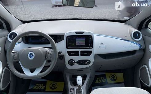 Renault Zoe 2013 - фото 19