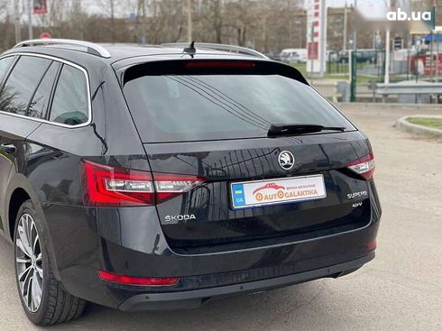Skoda Superb 2016 - фото 8