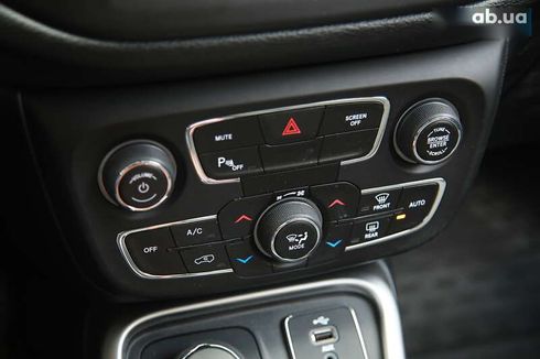 Jeep Compass 2017 - фото 19
