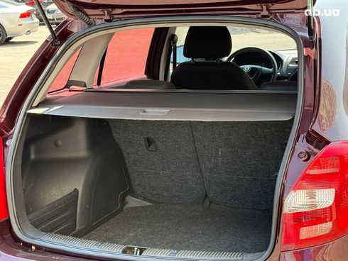 Skoda Fabia 2011 красный - фото 14
