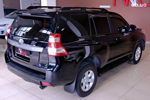 Toyota Land Cruiser Prado 2018 черный - фото 5