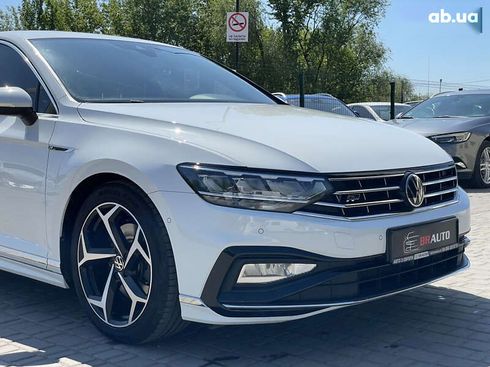 Volkswagen Passat 2021 - фото 9