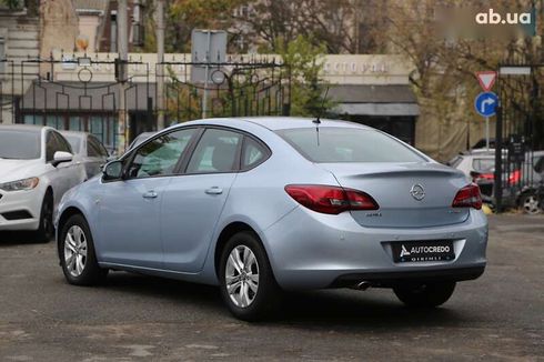 Opel Astra 2017 - фото 5