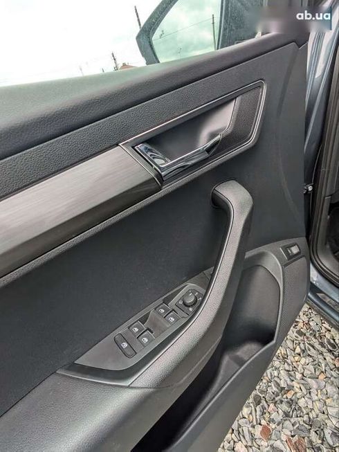 Skoda Karoq 2018 - фото 10