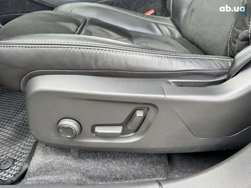 Volvo XC40 2021 - фото 28