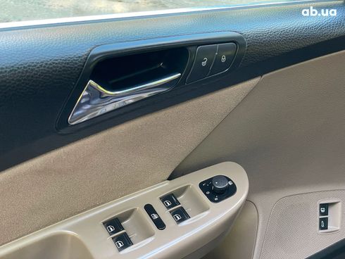 Volkswagen passat b6 2007 коричневый - фото 15