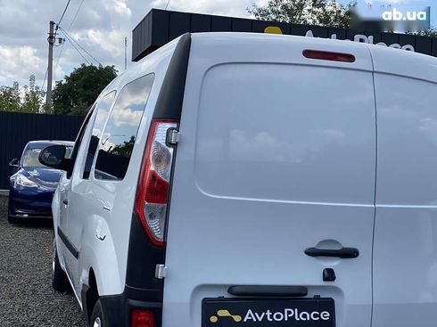 Renault Kangoo 2019 - фото 17