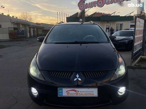 Mitsubishi Grandis 2006 - фото 2