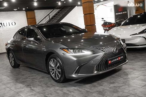 Lexus ES 2019 - фото 3