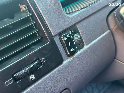 Mercedes-Benz Vito 2003 зеленый - фото 12