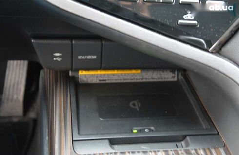 Toyota Camry 2019 - фото 27