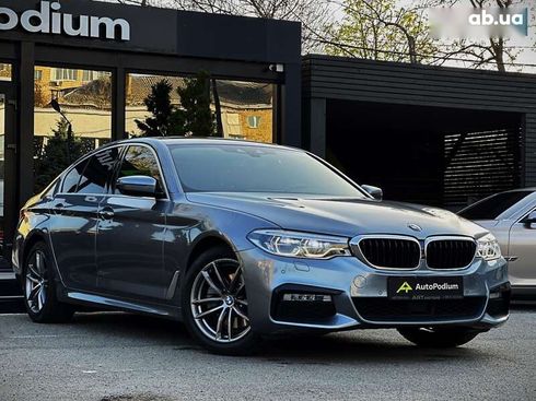 BMW 5 серия 2017 - фото 5