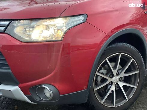 Mitsubishi Outlander 2014 - фото 2