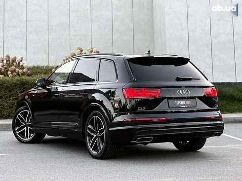 Audi Q7 2017 - фото 8