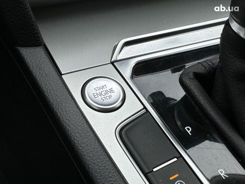 Volkswagen Passat 2015 черный - фото 35