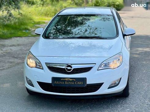Opel Astra 2011 - фото 6