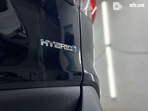 Toyota RAV4 2020 - фото 15