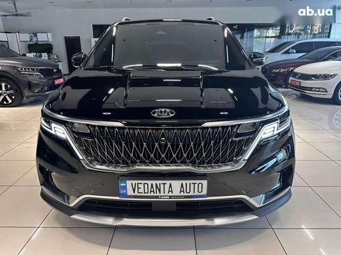 Kia Carnival 2021 - фото 2