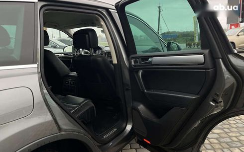 Volkswagen Touareg 2017 - фото 24