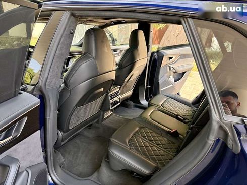 Audi SQ8 2021 - фото 28
