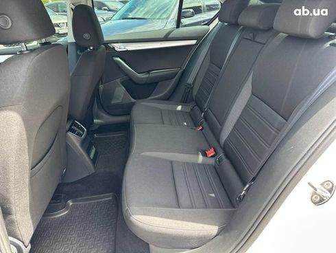 Skoda octavia a7 2017 белый - фото 24