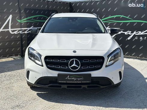 Mercedes-Benz GLA-Класс 2019 - фото 3
