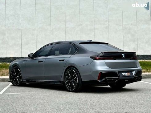 BMW i7 2022 - фото 6
