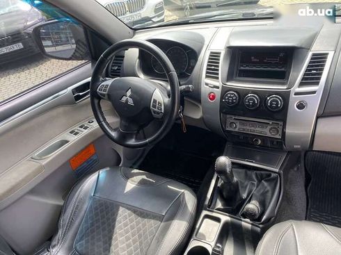 Mitsubishi Pajero 2011 - фото 10